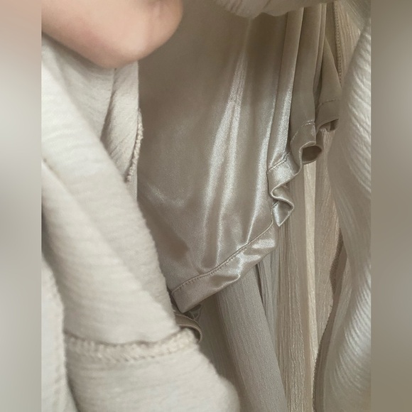 Taupe Wide Leg High-Rise Flowy Pants - Picture 6 of 6